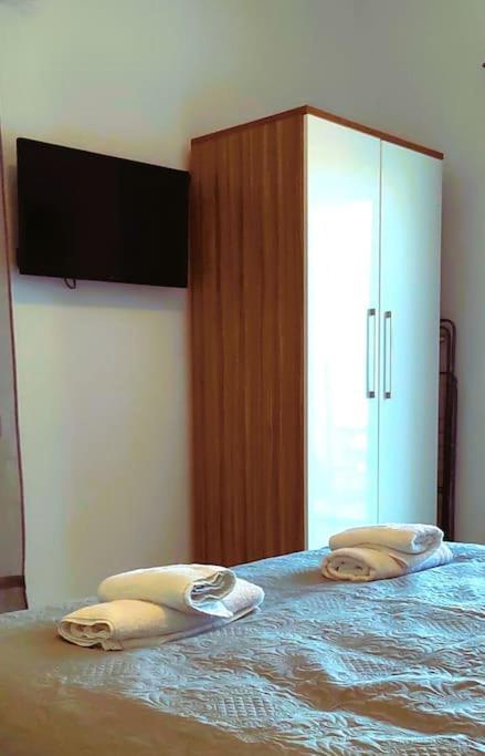 Jacob'S Sunrise Cottage กิสเซมอส ภายนอก รูปภาพ